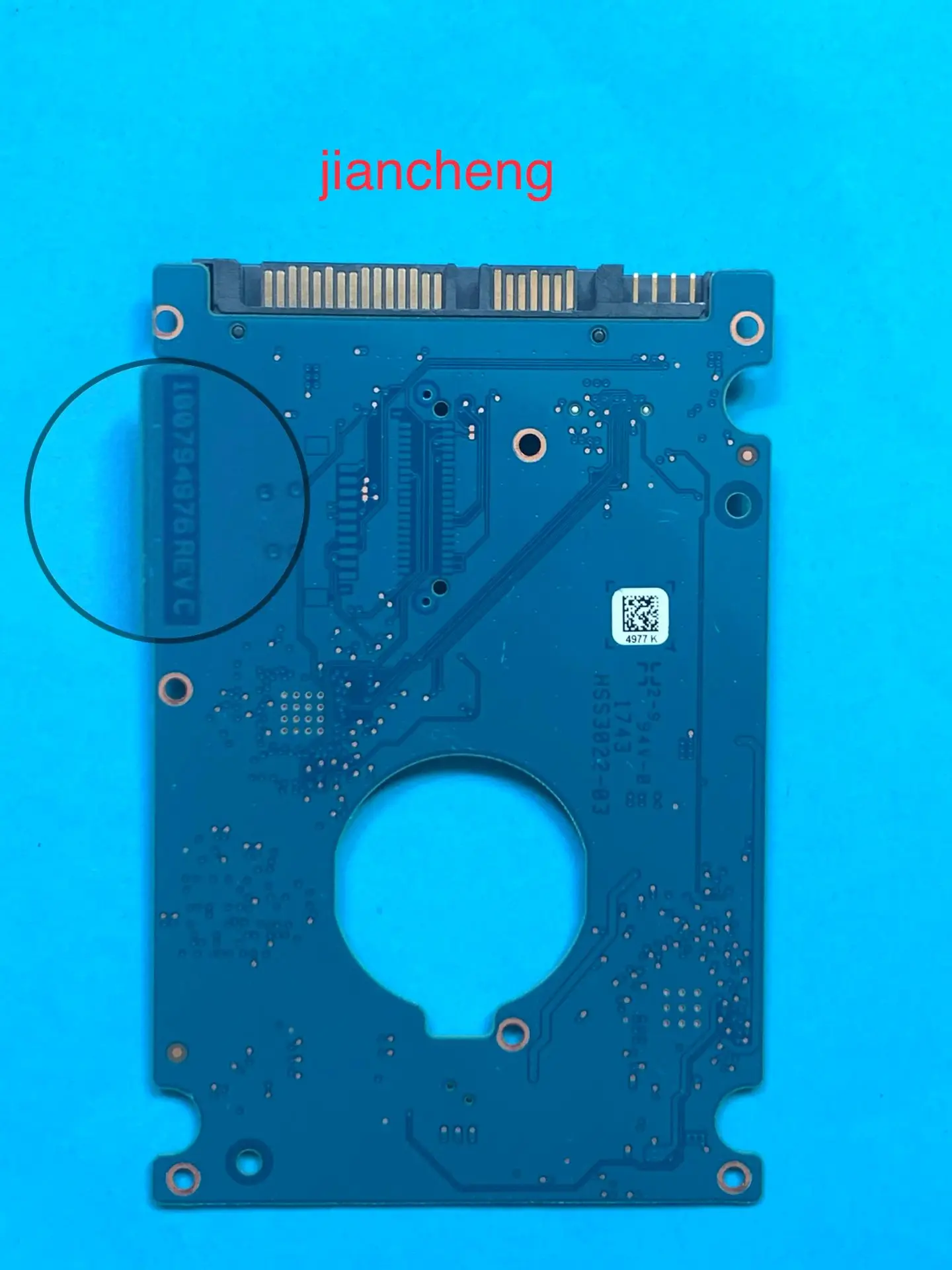 Seagate Logic Board / Board Number: 100794976 REV C , 4977 / SATA 2.5 ST5000LM000 ST4000LM024