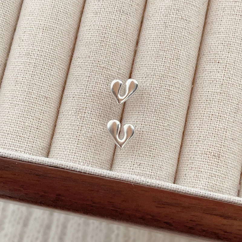 ENSHIR Silver Color Heart Stud Earrings For Women Temperament Korean Simple Luxury Design Mini Jewelry Gifts Wholesale