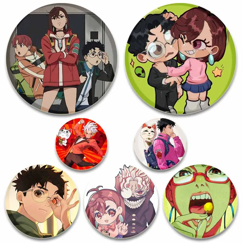 

New Anime Dandadan Brooches Accessories Cartoon Role Ken Takakura Button Pins DIY Backpack Clothing Badge Accessories Fans Gifts