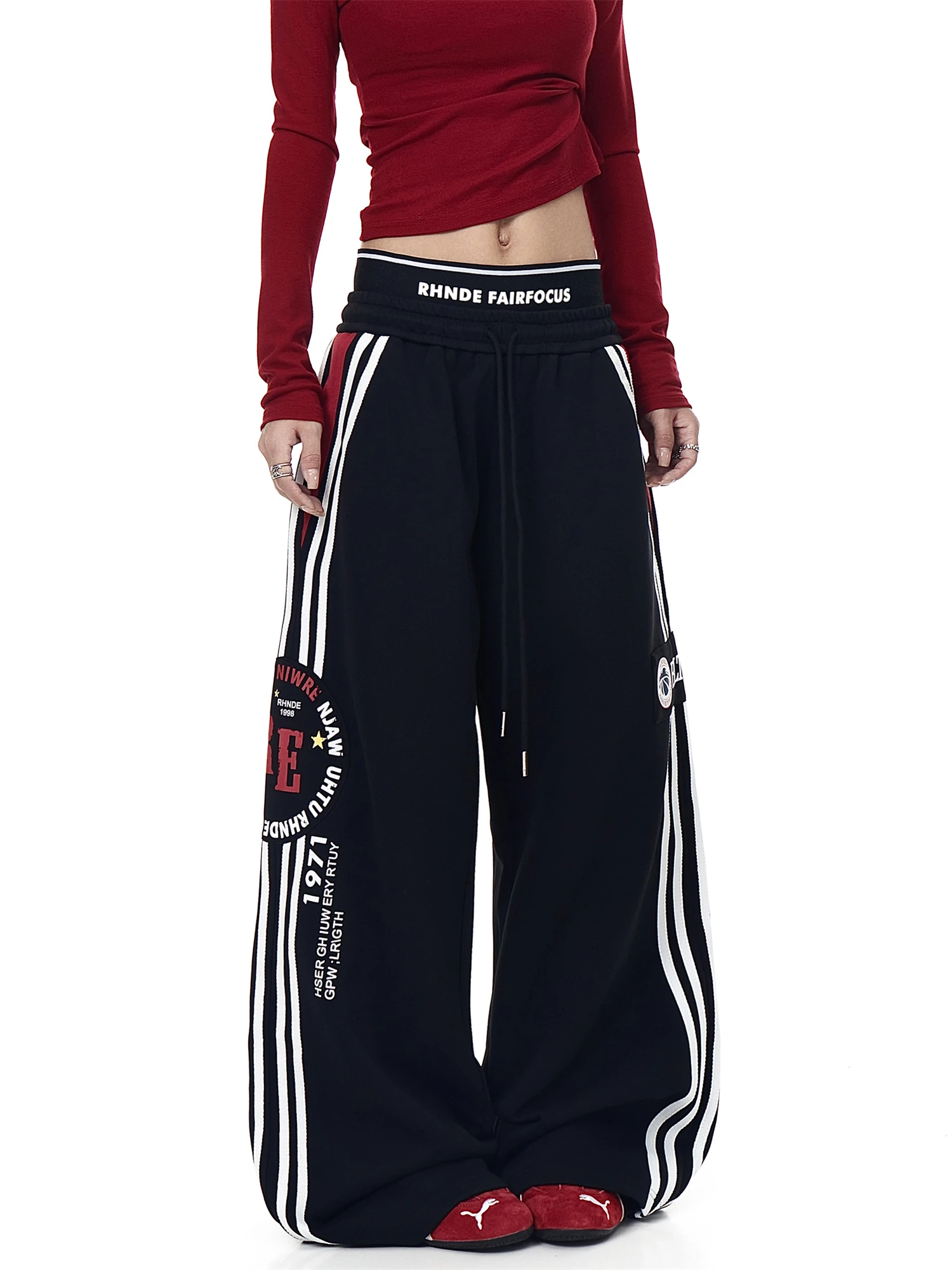 

Women's Y2K Streetwear Oversized Baggy Wide Leg Sweatpants with Side Stripes Letter Print Casual Loose Fashion Trendy Trousers