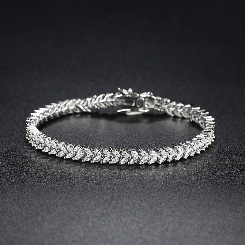 

Viora Jewelry Luxury Solid Platinum PT950 Horse eye diamond moissanite wheat ear women's bracelet ins niche design
