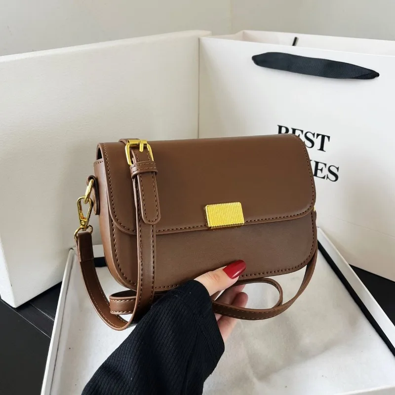 

Ladies Crossbody-Bag From Luxury Brand, Premium Leather With Adjustable Strap, Compact But Functional, Great For City Life