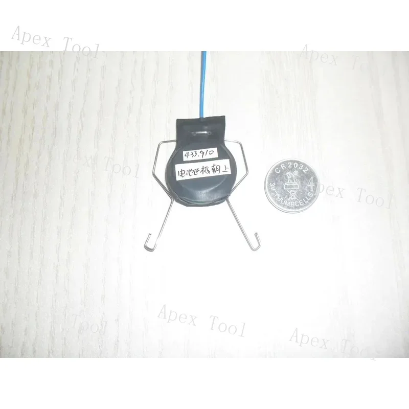 Transmitter Beacon Hawk Hunting Tracking Radio DF Tracker Hawk Locator 20MW 2032