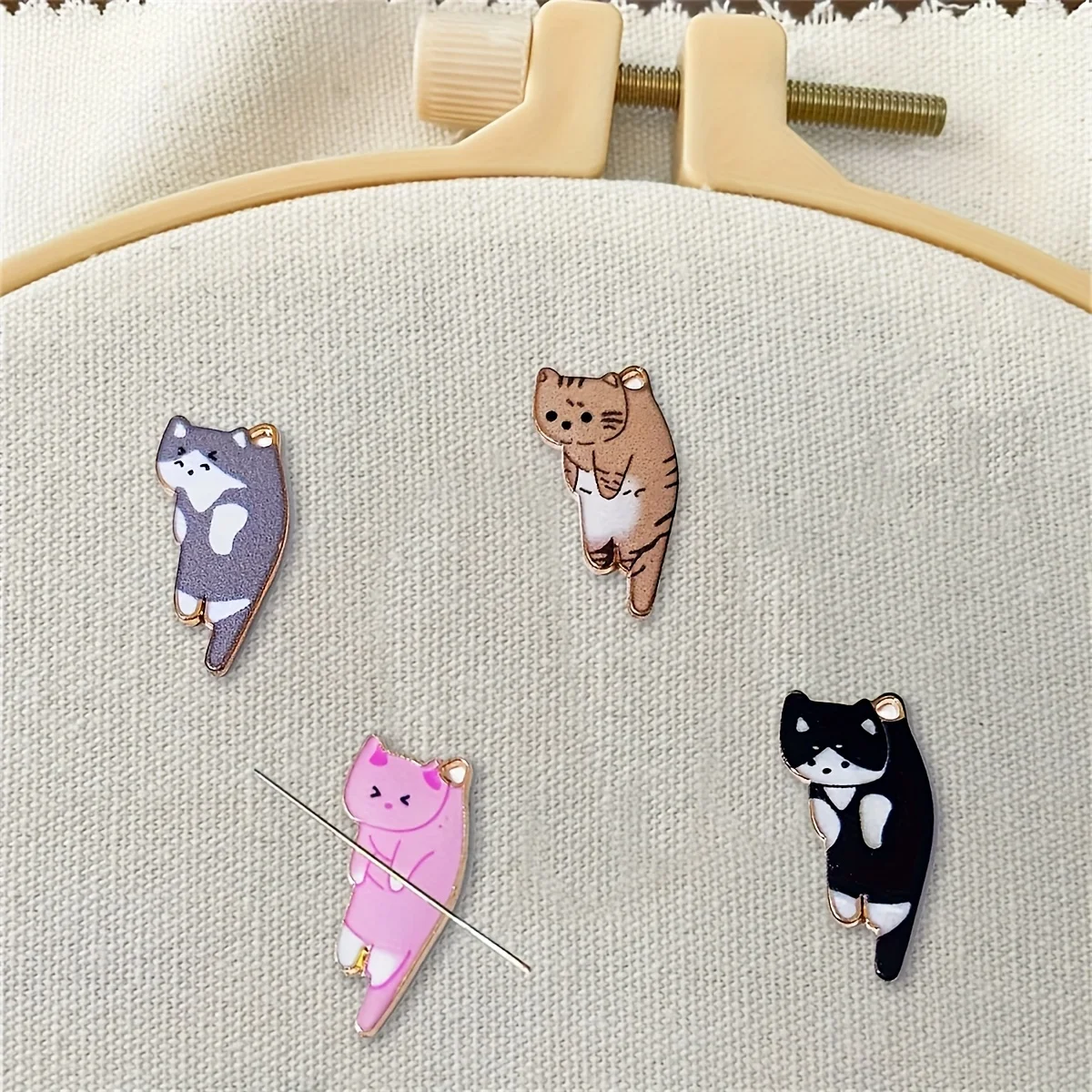 Magnetic Cat Needle Threader Set, Cross-Stitch Embroidery Organizer, Anti-Loss, Ideal Gift for DIY Craft Enthusiasts