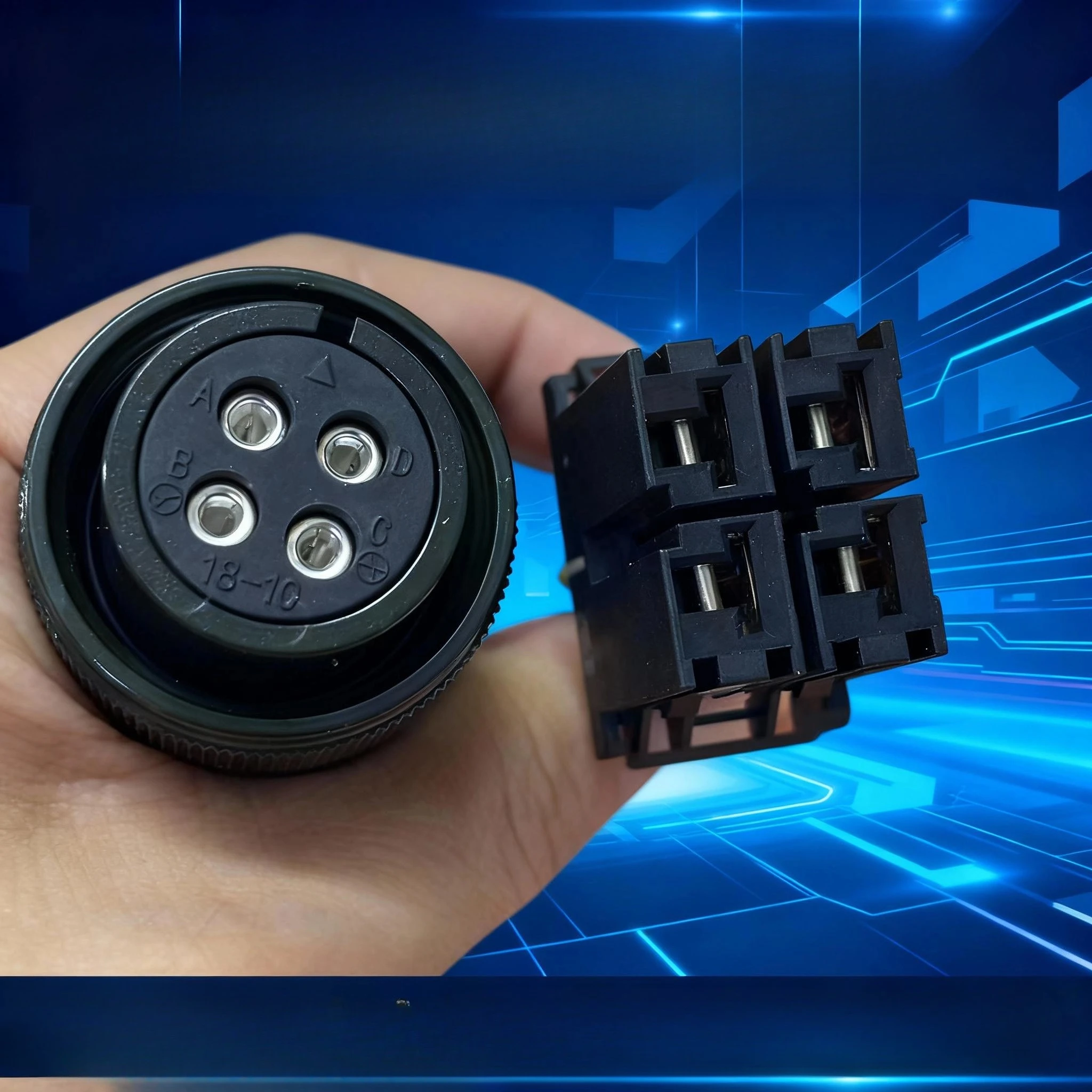 

M70 servo motor power cord PWCE18-10S-5M 22-22S 4-core plug power cord