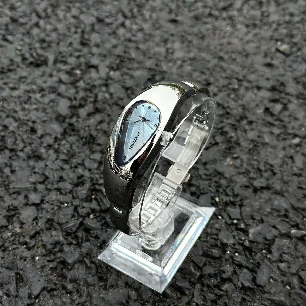 y2k-speciale-bracciale-goccia-d'acqua-orologi-al-quarzo-per-uomini-e-donne-coppie-squisito-luce-di-lusso-high-end-senso-orologio-alla-moda