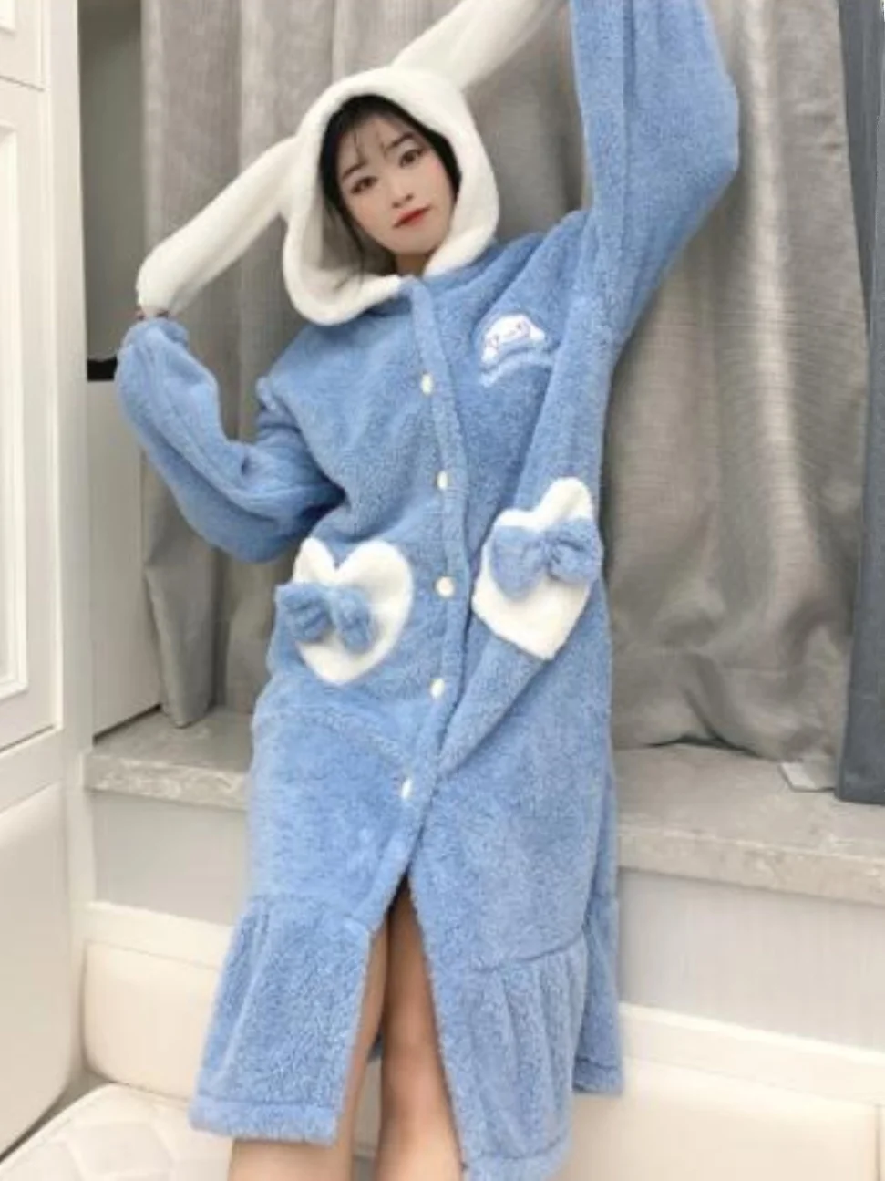 

Осенне-зимний утепленный женский халат из фланели с длинными рукавами, с ушками собаки, карманом в форме сердца, для длинноворсистых собак, цвет коричневый, ночная сорочка