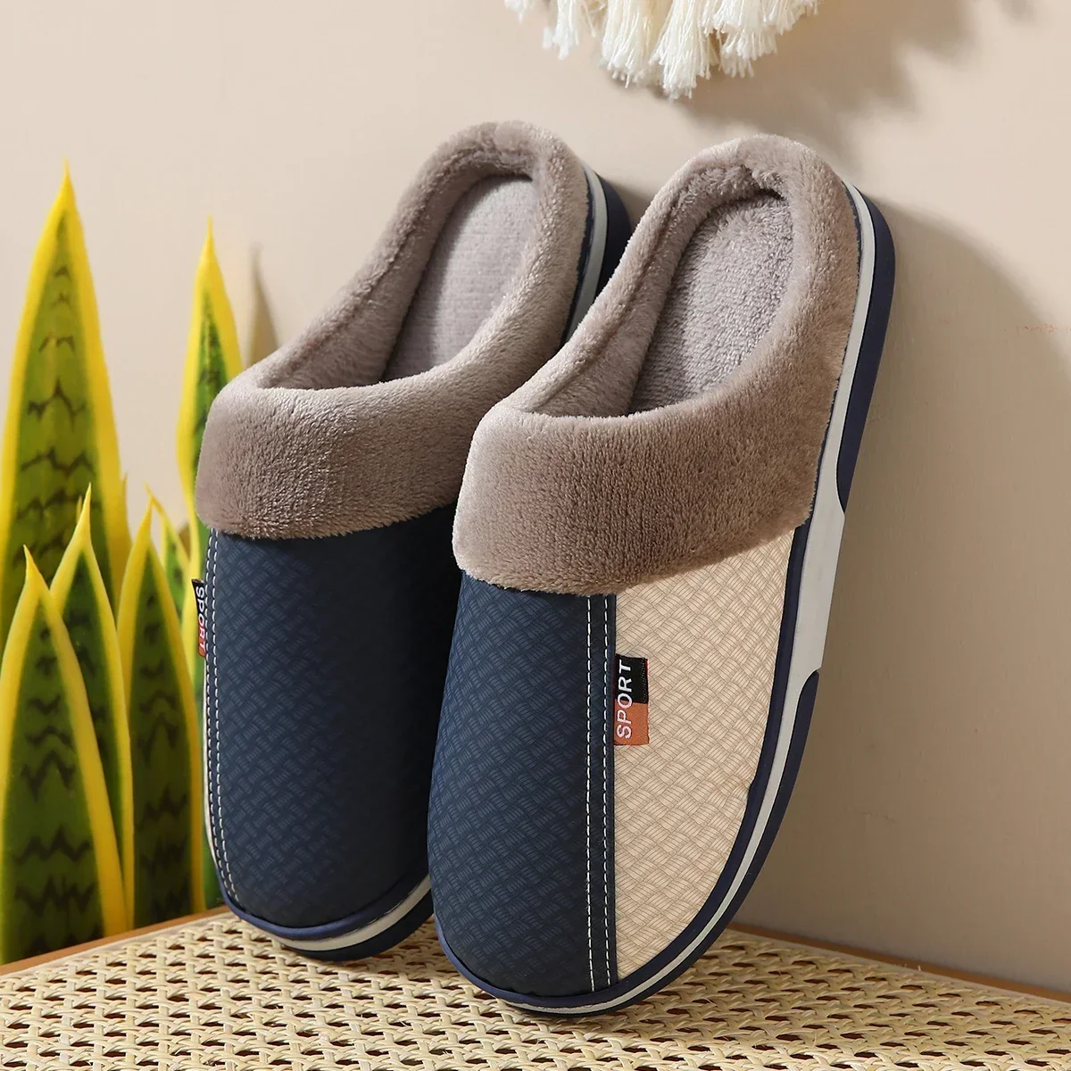 2024 New Winter Warm Men's Plush Slippers Home Indoor Mules Non-slip PU Leather Upper Waterproof Fluffy Slides Male Cotton Shoes