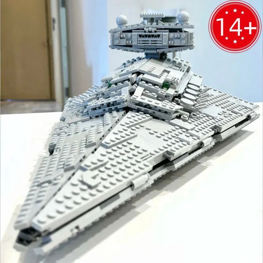 جديد في المخزون 1555 قطعة MINISO ديزني UCS الطوب معركة الفضاء اللبنات لغز نموذج للأطفال عطلة هدايا عيد الميلاد