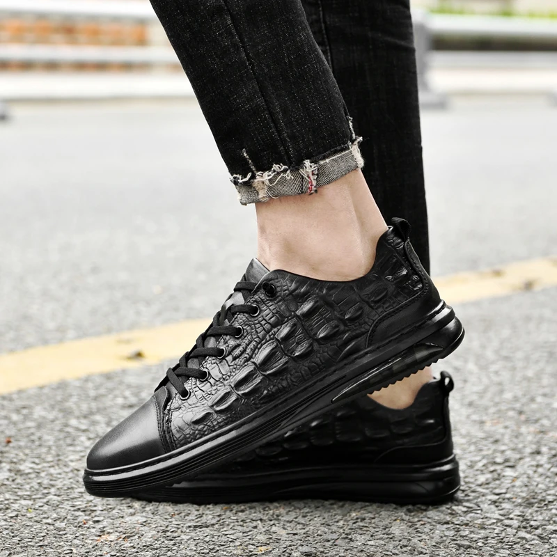 2024 New Casual Shoes for Men Fashion Crocodile Pattern Board Shoes Comfortable Genuine Leather Shoes Low Top Casual Sneakers image 4
