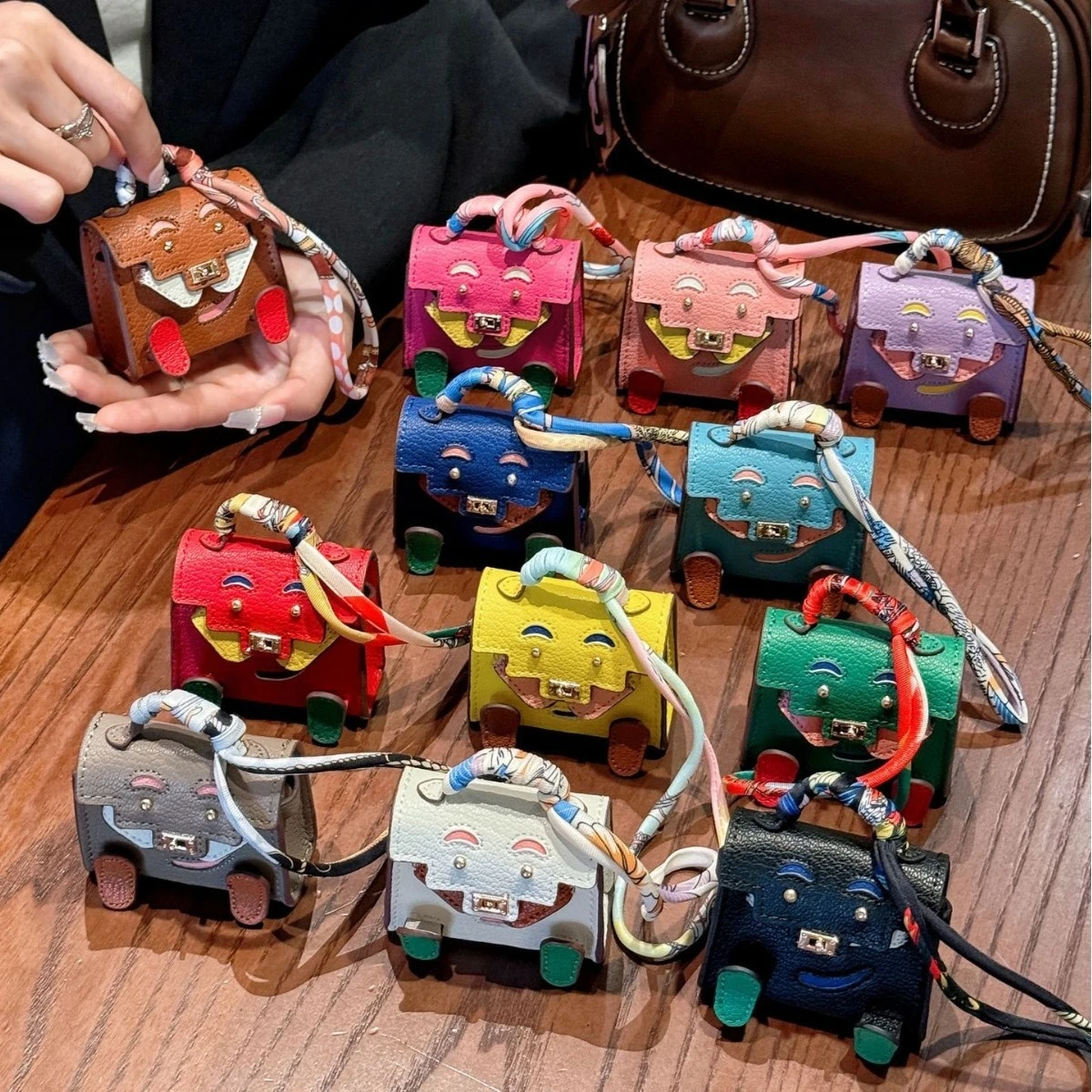 

Fashion Decoration Bag Pendant Airpods 2 Earphone Bag Doll Same Style Mini Bag Pendant Cute Bag Car Keychain Car Pendant Girls