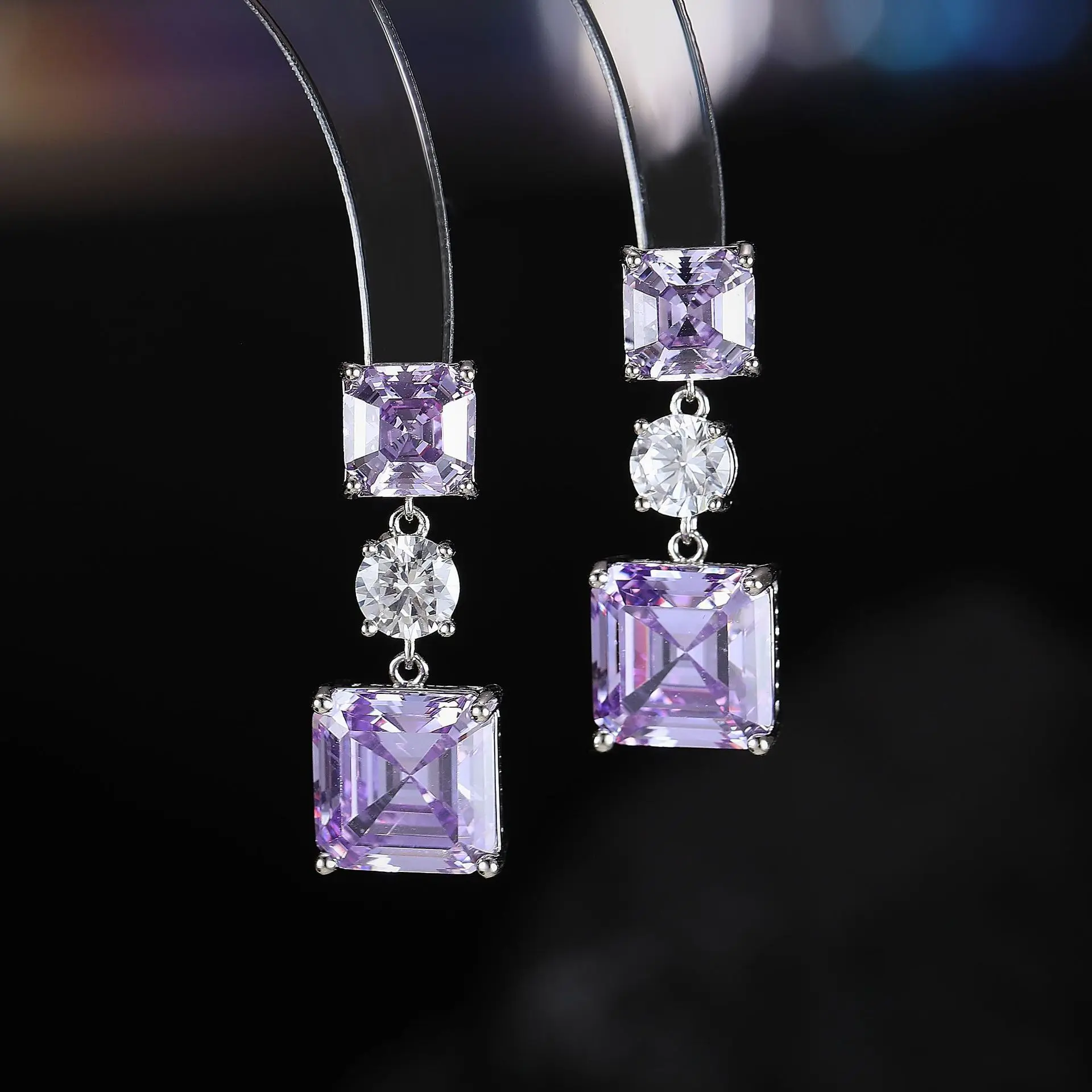 Square Geometric Zircon Micro-inlaid Stud Earrings Transparent Light Luxury High-end Earrings Fresh Modern Simple Sweet Earrings