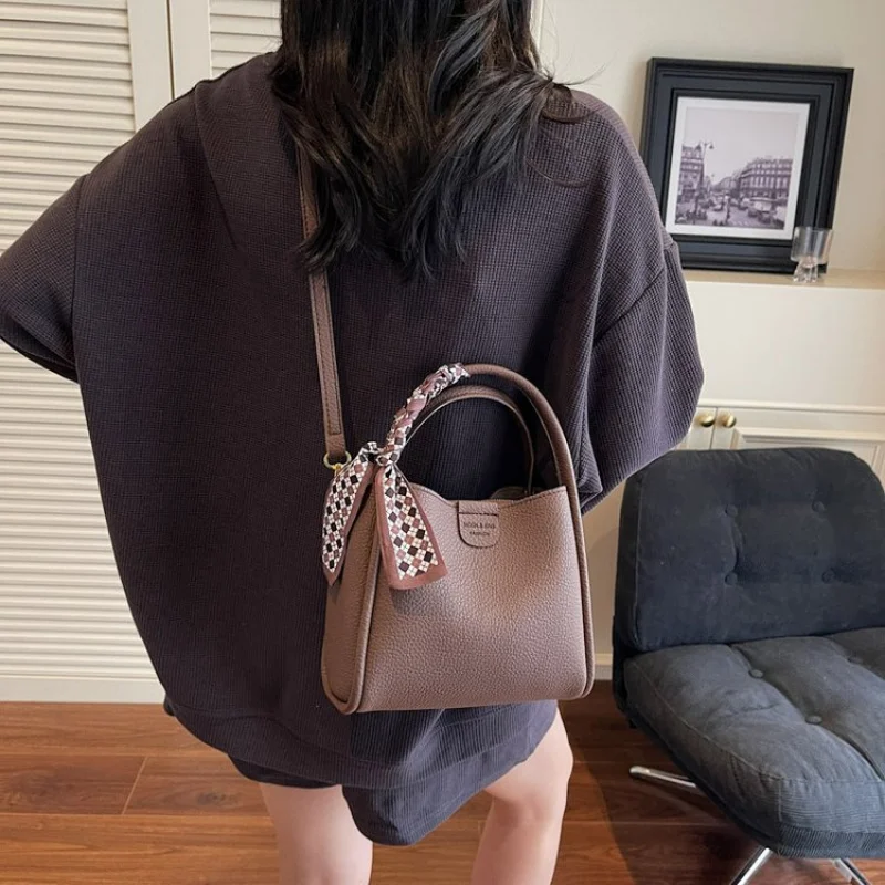 

Premium Ladies Shoulder Bag Luxury Designer Leather Crossbody Handbag Women's Stylish Tote For Office And Party