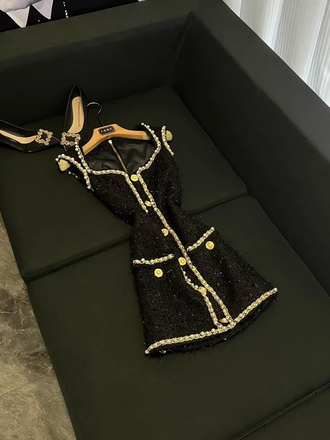 

Slim Fit Tweed Dr Pearl Trimmed Metal Bule Waist Cinched ort Skirt for Women Ci Commute round Neline No Sve