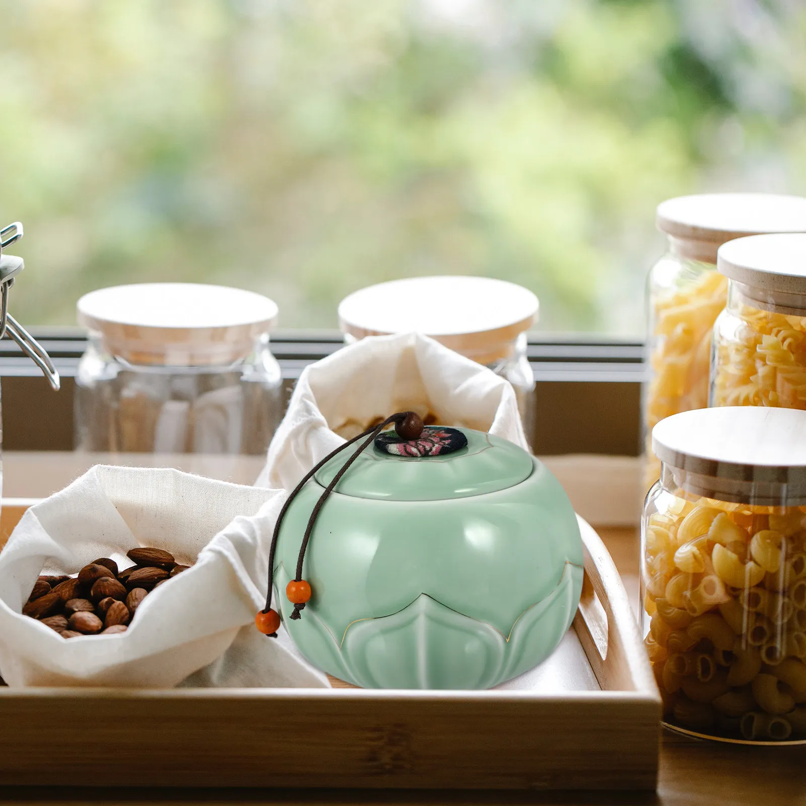 

1 шт. Золотая керамическая банка для хранения чая, герметичный контейнер для продуктов, кухонный канистра для чая, круп, орехов