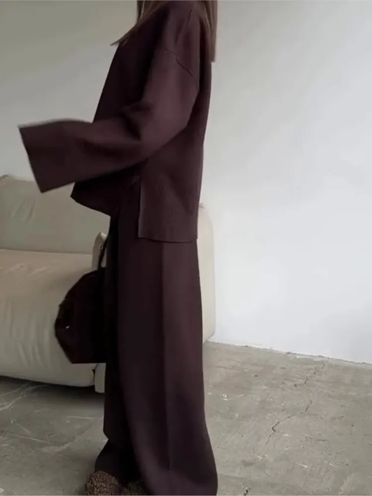 Set da due pezzi lavorato a maglia da donna Moda O-Collo Pullover a maniche lunghe Pantaloni lunghi Abito ampio femminile Autunno Inverno Lady Office Outfit