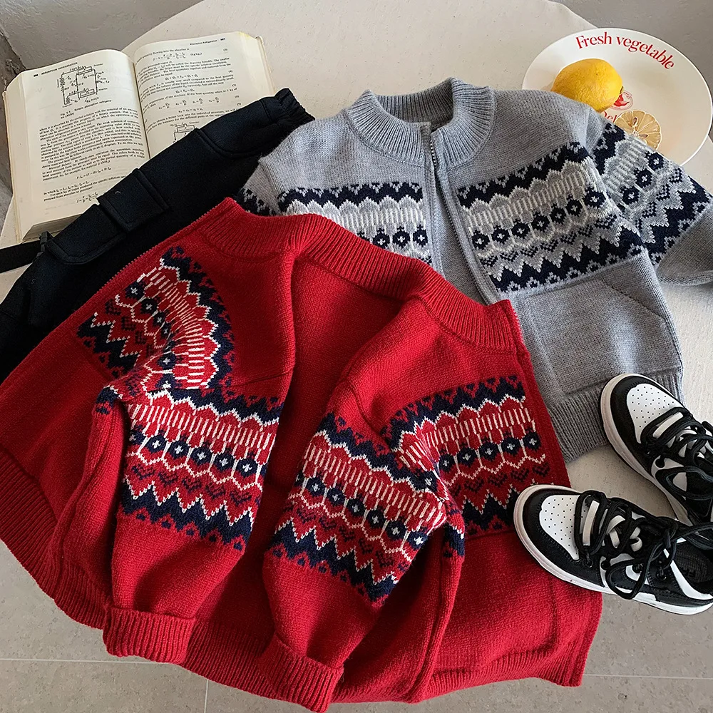 

Autumn 2025 Girls' Letter Print Zip-Up Long Sleeve Knit Slim Sweater Coat For Kids