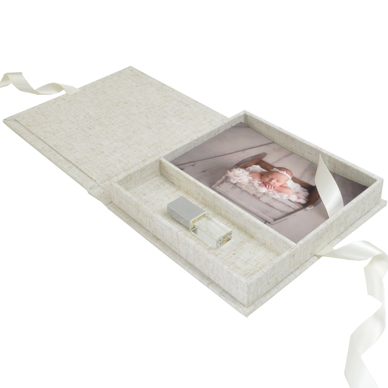 

Customized photo frames, wedding gifts, couple gifts