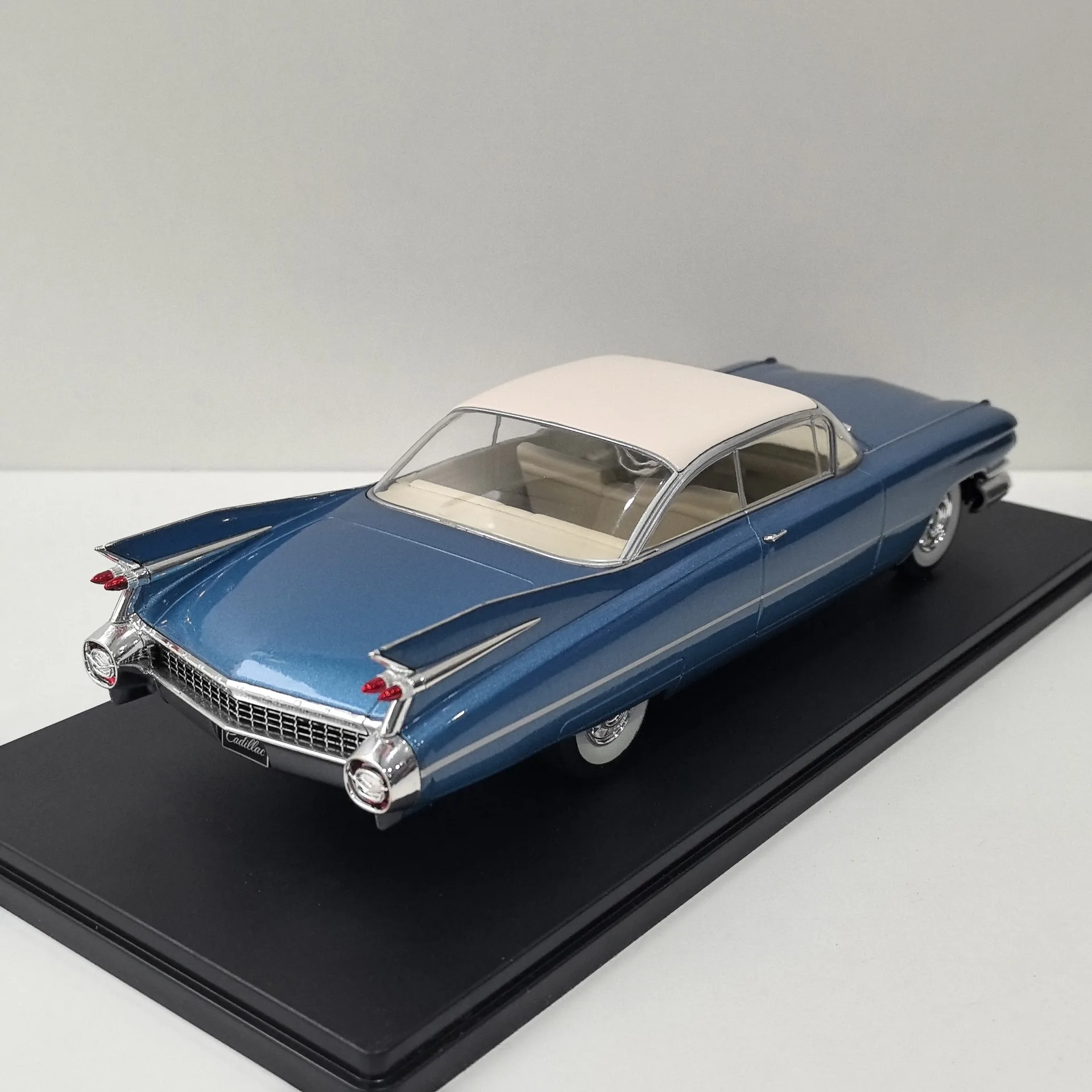 دييكاست وايت بوكس 1/24 مقياس كاديلاك إلدورادو سبيكة سيارة نموذج تحصيل لعبة هدية تذكارية عرض حلية #5