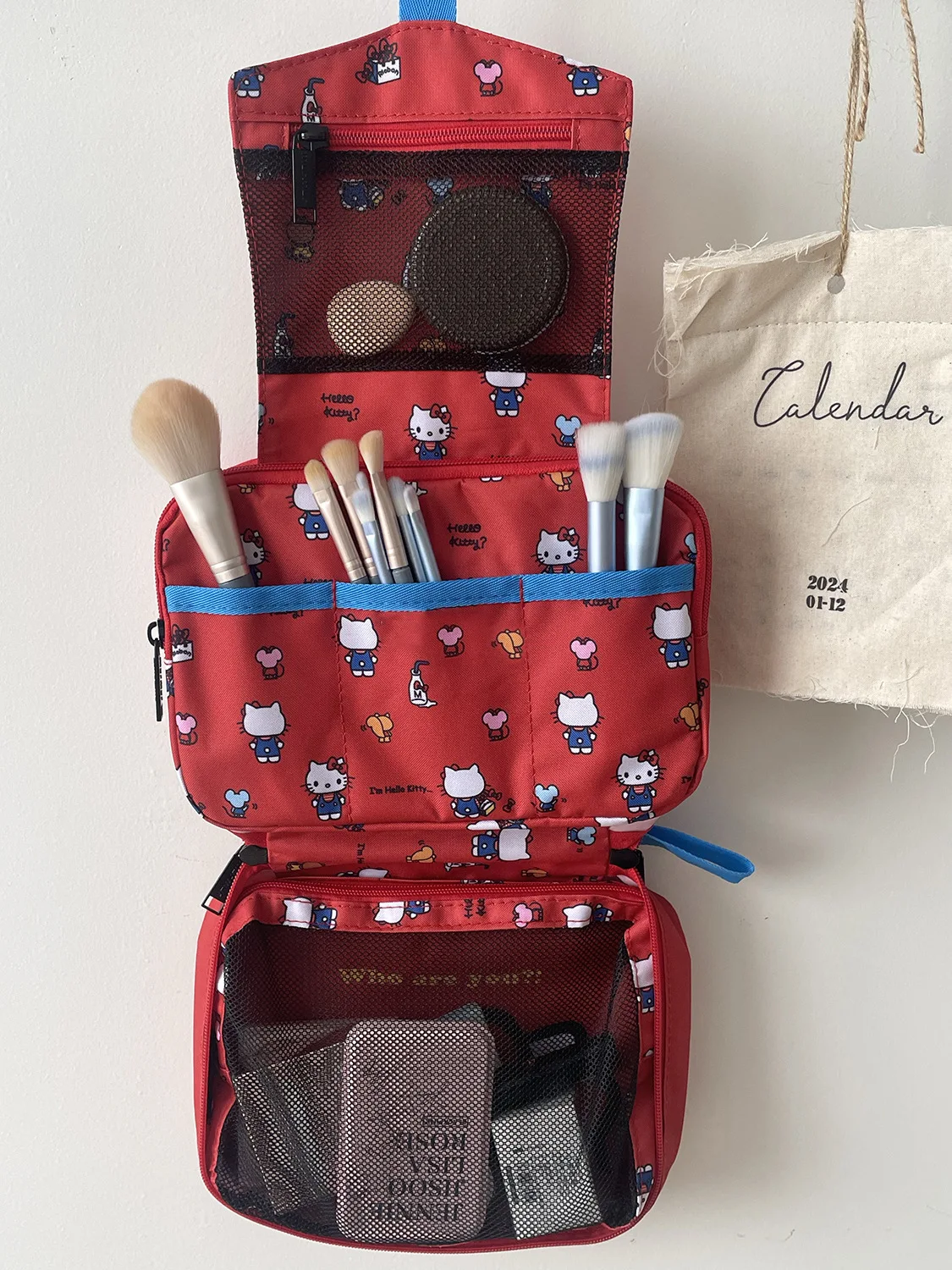Thumbnail 4 - #60 Best Cosmetic Cases to Buy In 2026