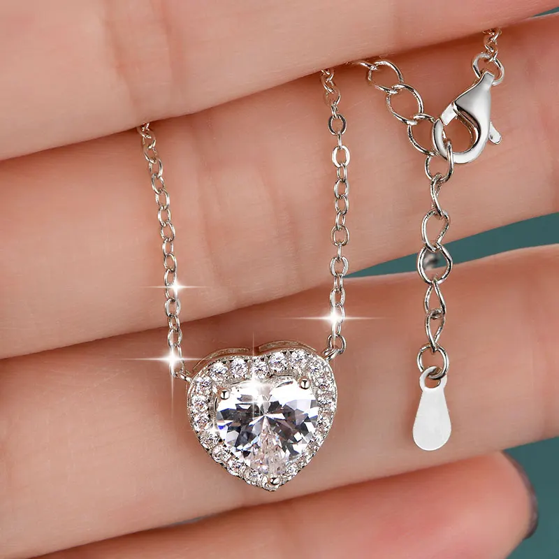 

2CT Heart-Shaped Necklaces Pendant for Women 4K Gold Filled Cubic Zirconia Lab Imitation Diamond Halo Love Necklace Fine Jewelry