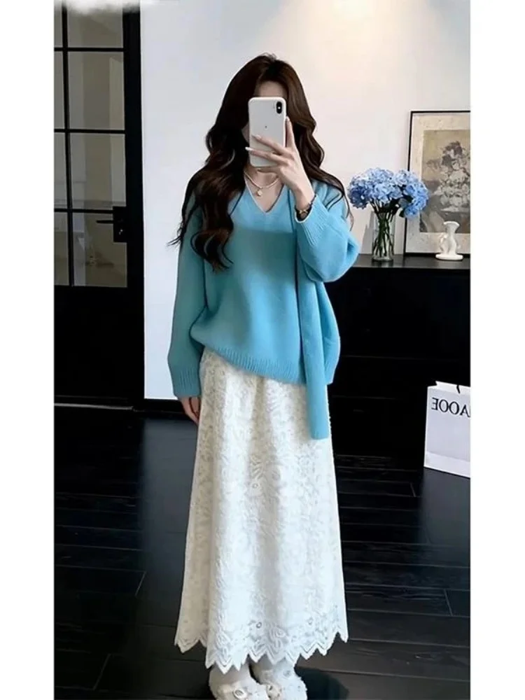 

Korean Sle Soft V-Ne Sweater Lace f Skirt Two-Piece Set Women Winter Elegance High-End Trendy Faion Ensemble