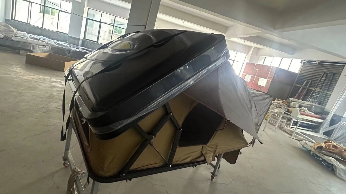 New Model 4-6 Person Hard Shell Rooftop Camping Tent with Ladder Accessory for Car Roof Top Tents - view 4