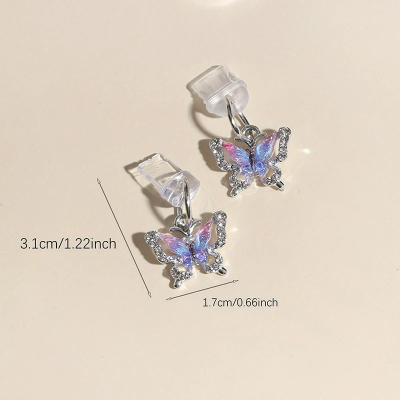 Wtyczka przeciwpyłowa do telefonu komórkowego Czarno-biała miłość Wisiorek do telefonu w kształcie serca do akcesoriów do telefonu do dekoracji wisiorka z portem typu C