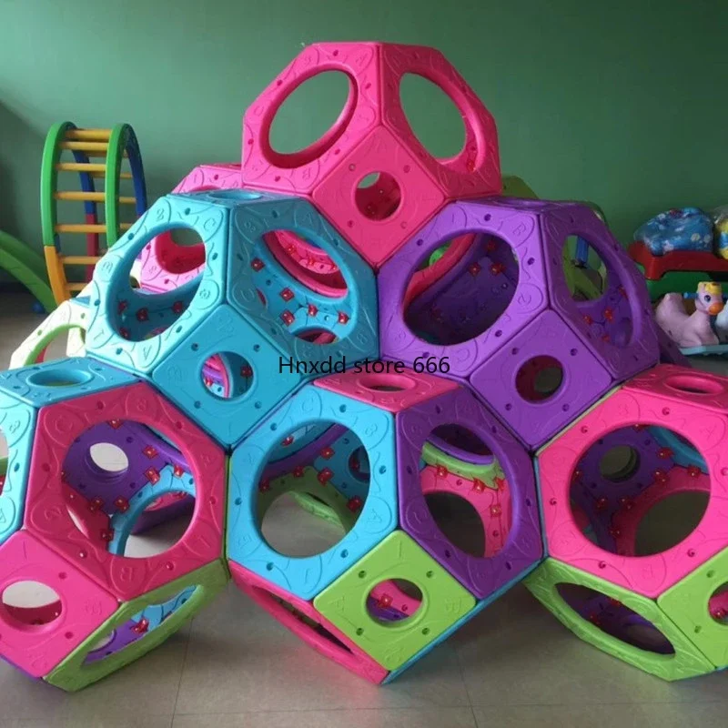 Children's multi-functional maze ball disassembly and assembly variable drilling maze