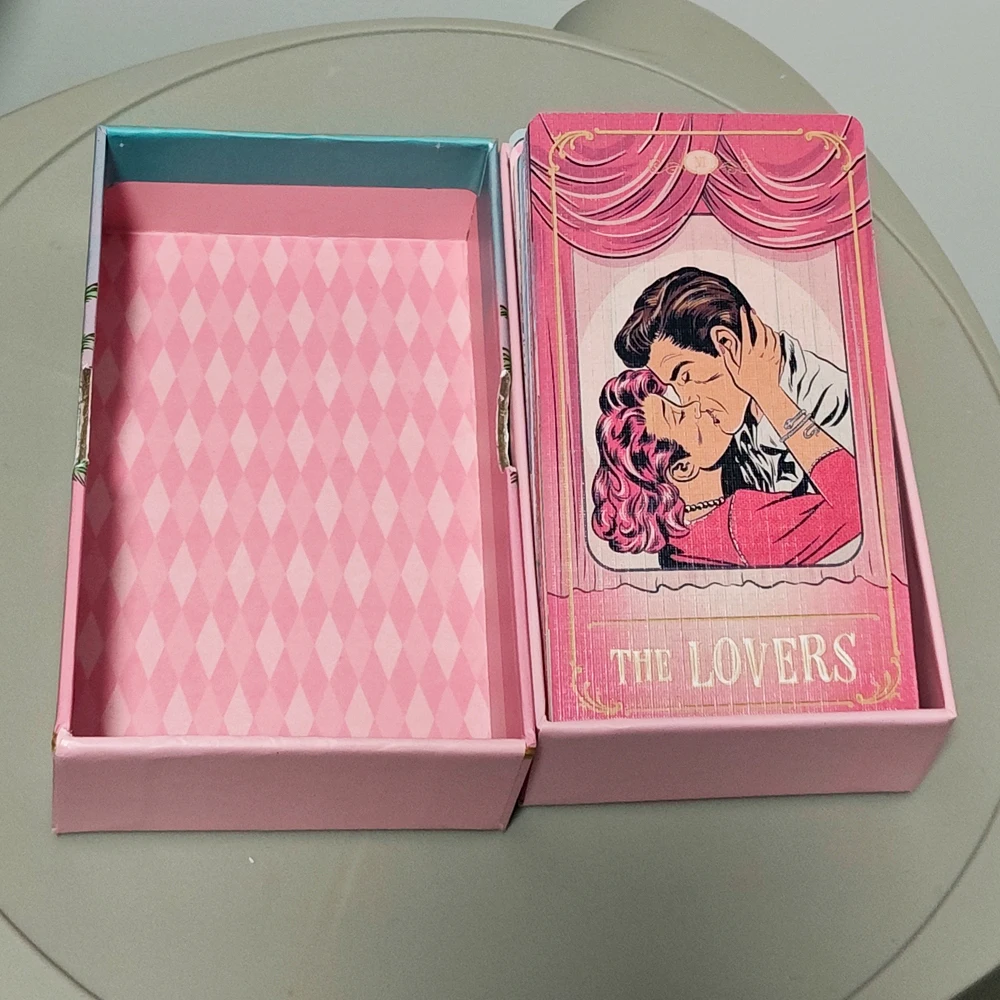 Tinseltown Tarot in Rigid Box, Pink Vintage Hollywood Inspired Deck 12*7cm 78 Illustrated Cards