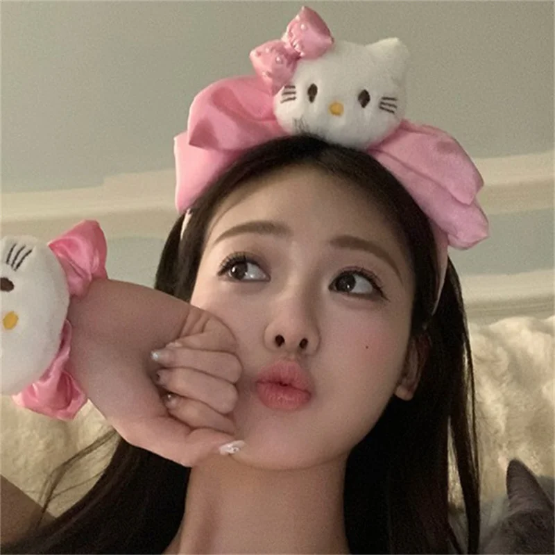 Y2K Hello Kitty Hairpin Headband for Girls Kawaii Hello Kitty Hairband Plush Hair Accessories Girls Hellokitty Thing Stuff Gift