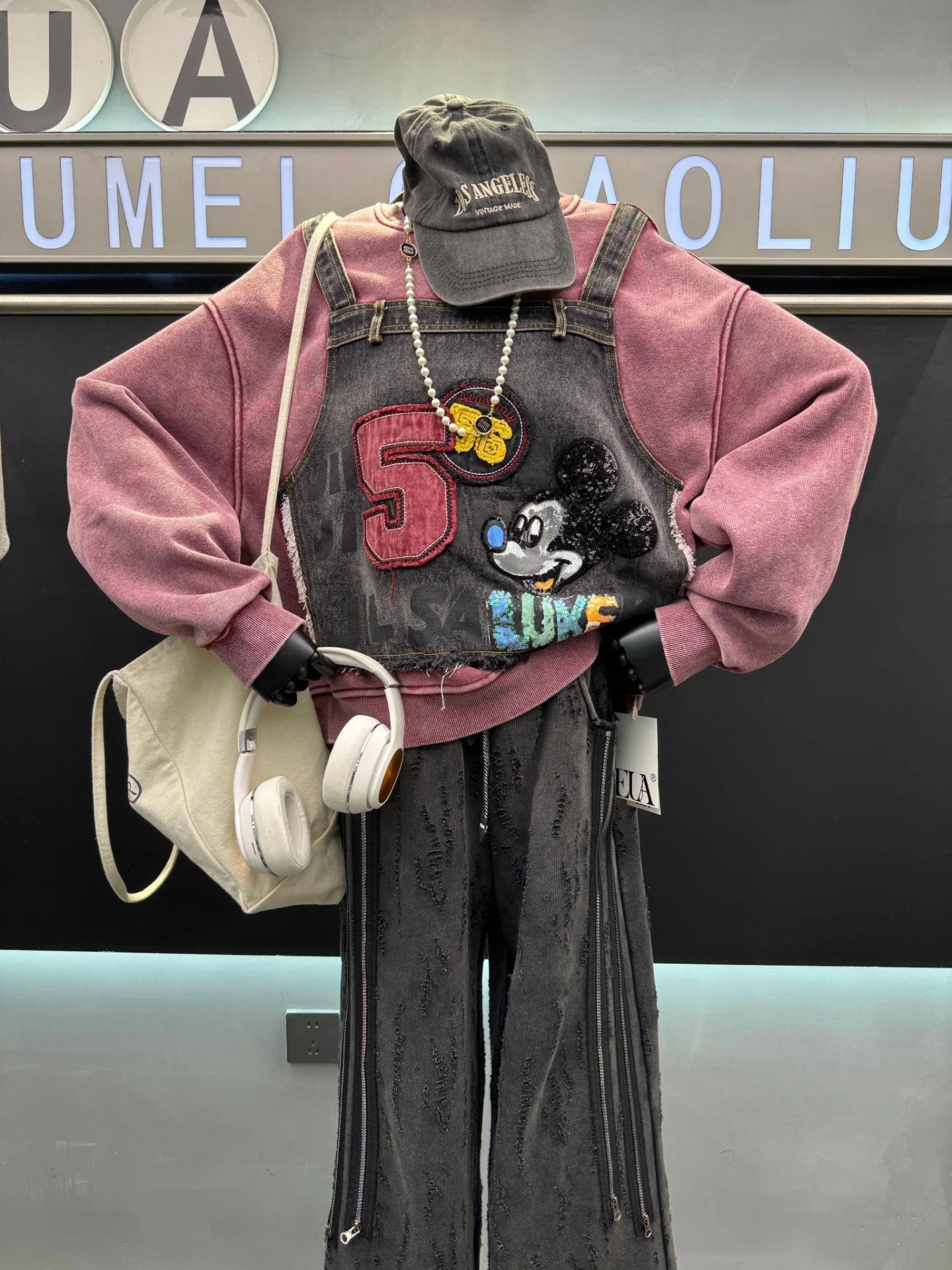 Рисунок 2 - Серый свободный топ в европейском стиле