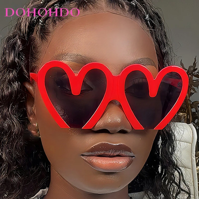 

Fashion Oversized Heart Frame Women Sunglasses Brand Design Punk Men Sunglass Trendy Shades Summer Traveling Party Eyewear UV400