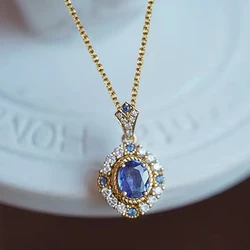 Huitan Gorgeous Exquisite Noble Pendant Necklace for Women Trendy Creative Shiny Cubic Zirconia Accessory Jewelry for Engagement