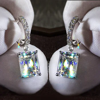 Huitan קלאסי 4 טפרי כיכר צורת נשים Drop עגיל עם קטן חישוק גבירותיי עגיל ברק מעוקב Zirconia תכשיטי באיכות גבוהה