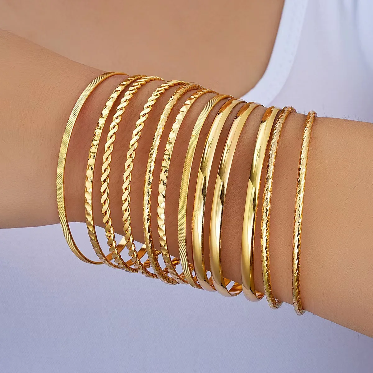 Charmsmic 14pcs/set Punk Style Round Big Circle Wide Bracelets & Bangles For Women Gold Color Armband Trendy Alloy Boho Jewelry