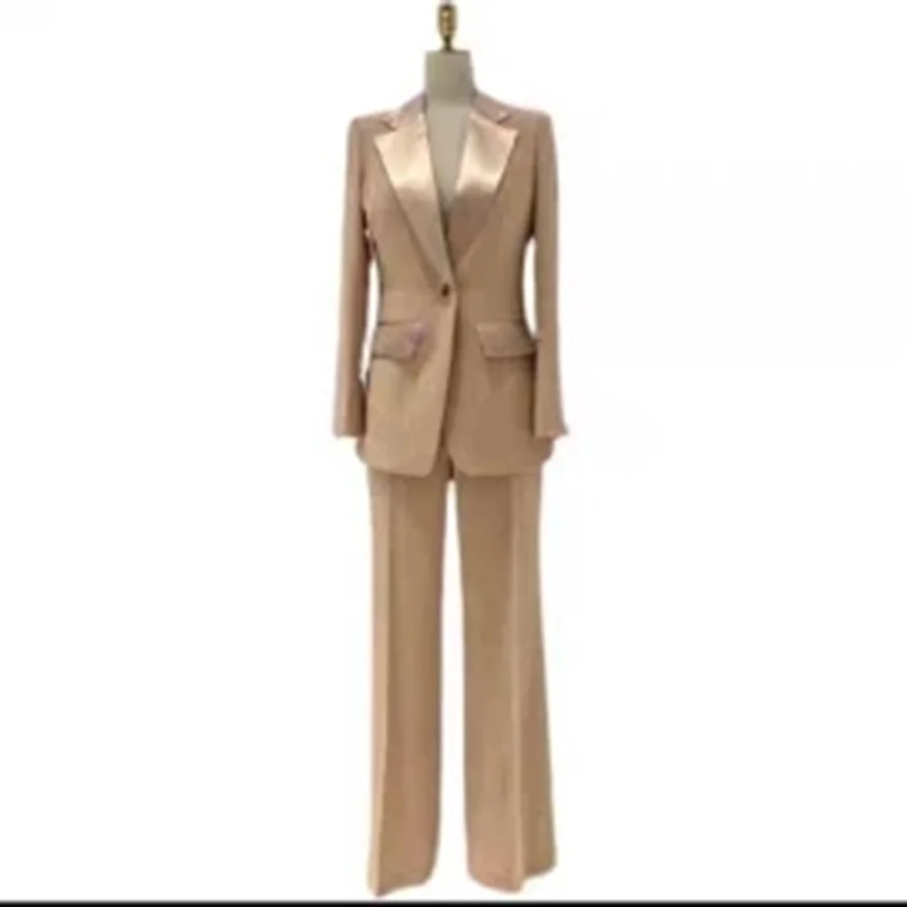 

Luxury Women Suit 2 Pieces Fashion Notch Collar One Button Suit Sets Female Clothing Slim Fit Smart Office Lady Blazer Sets