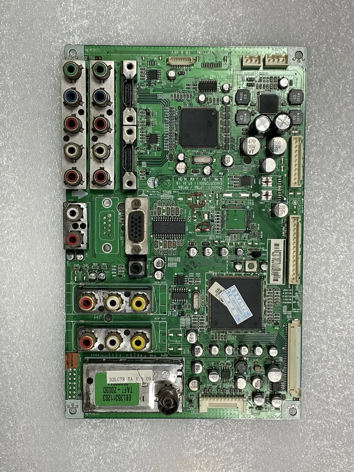 

Original TV accessory 37LC7R-TA Motherboard EAX32572503(1) With screen LC370WX3