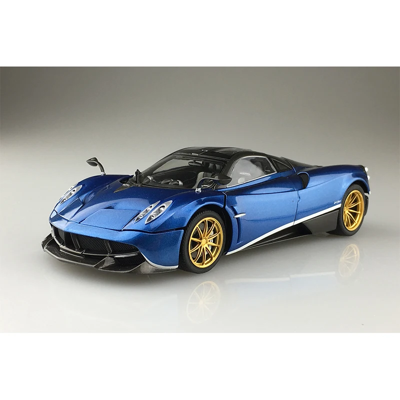 Aoshima 06238 Static Assembled Car Model Toy 1/24 Scale For Pagani HUAYRA Pacchetto Tempesta 2016 Car Model Kit