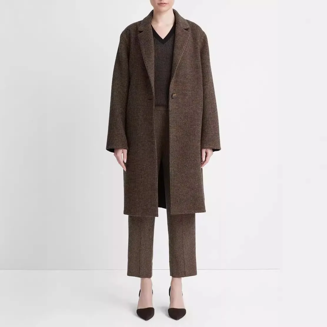 Wool coat women's high-end warm silhouette single-row buckle classic woolen coat women's