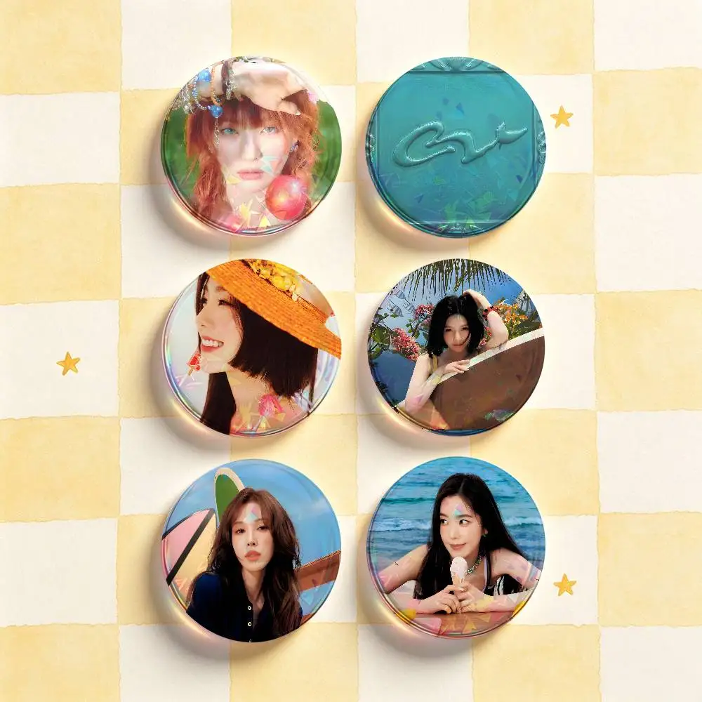 R-Red Velvet Velvet Summer Badges Round Nijigen Otaku Culture IP peripheral products 58mm 44mm 32mm 75mm 25mm Mini