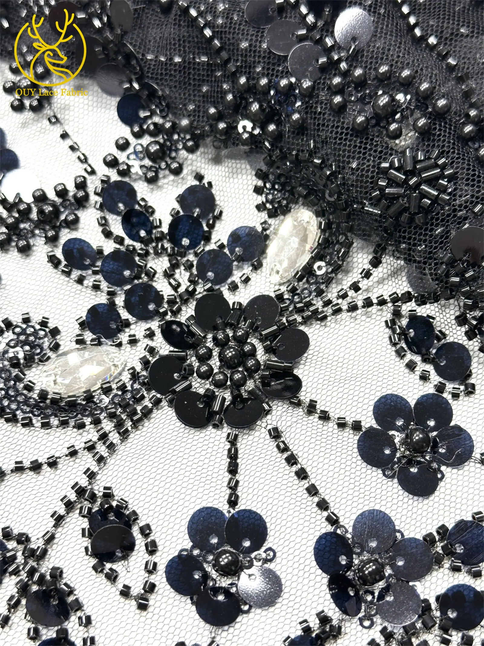 Afrikanischer Spitzenstoff in Traubenlila, französische Pailletten, bestickte Spitze, glitzernde Strass-Spitze für Brautkleider zum Nähen – Detail 28