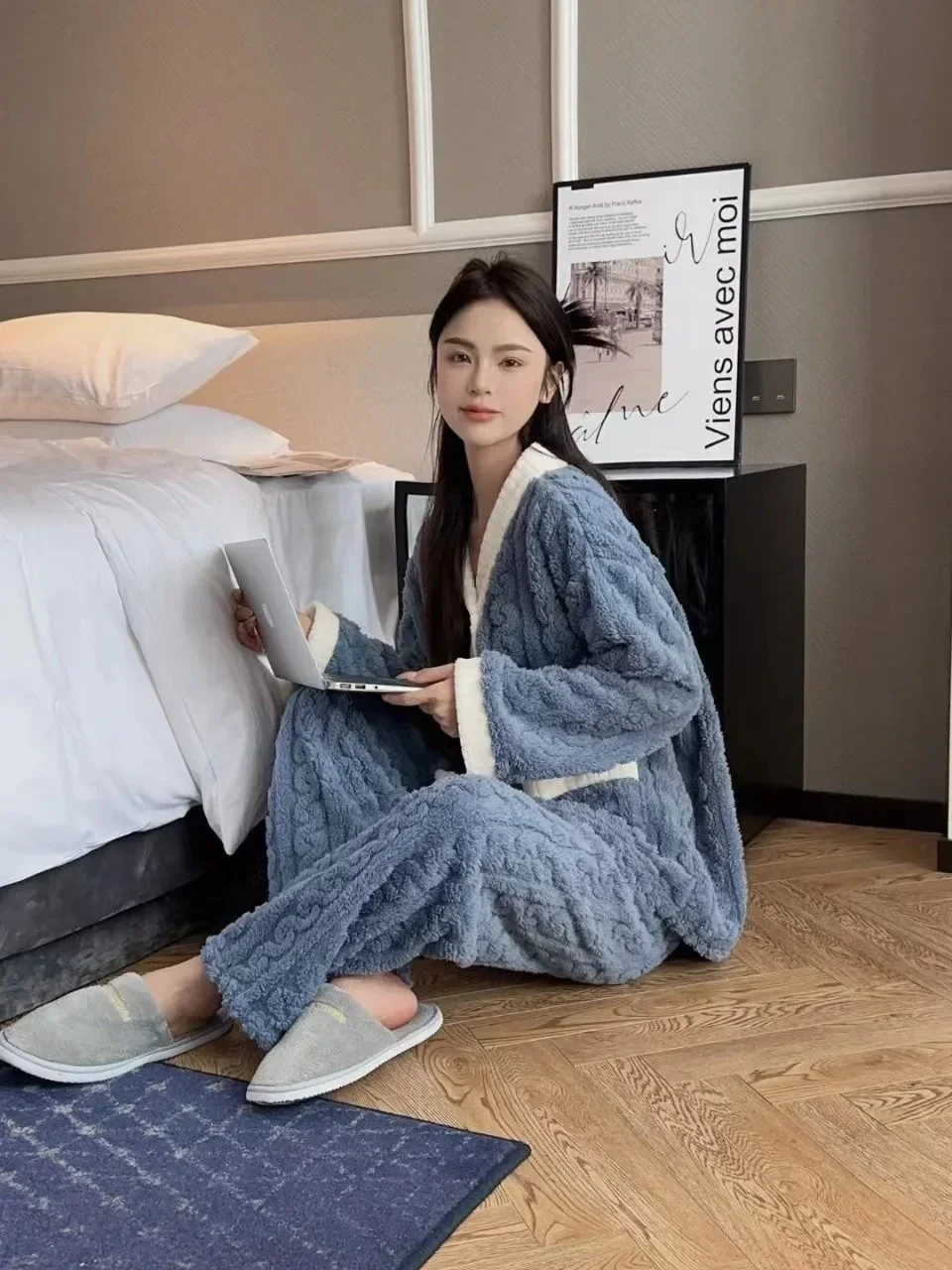 CHUANGERM Damen-Pyjamaset aus Korallenvelours, 2-teilig, für Herbst und Winter, verdickte, wärmende Homewear, bestehend aus Strickjacke und Hose, für Mädchen. – Detail 9