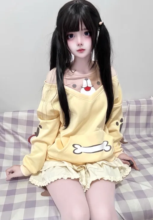 2025 Spring and Autumn Japanese Style Soft Girl Cute Off-Shoulder Fake Two-Piece Sweatshirt Yellow Loose Long Sleeve Pocket Top