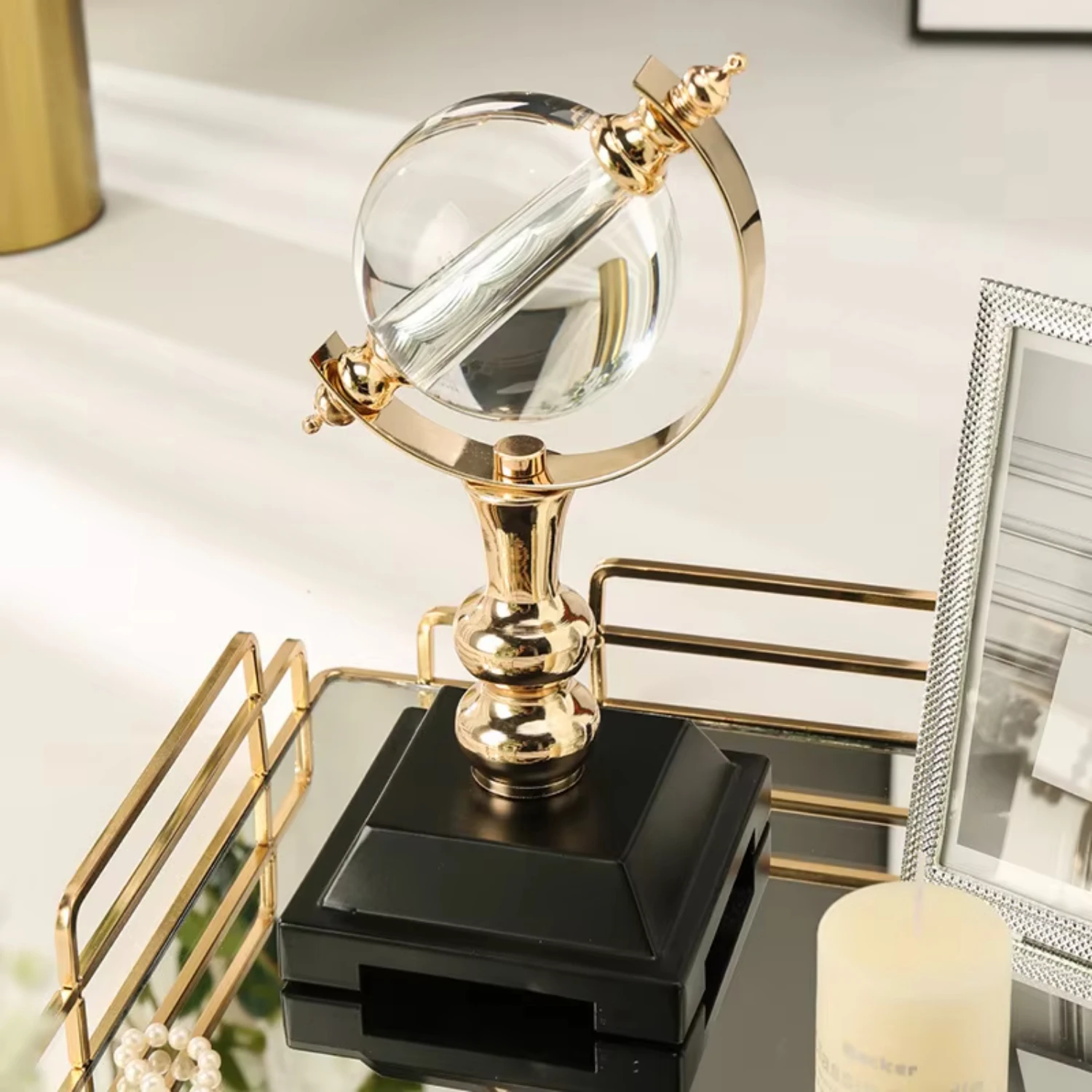 Vintage Luxury Crystal Globe Table Ornaments Iron Base Art Crafts High End  Decor For  Room Office Decorations Speaker Duck Game