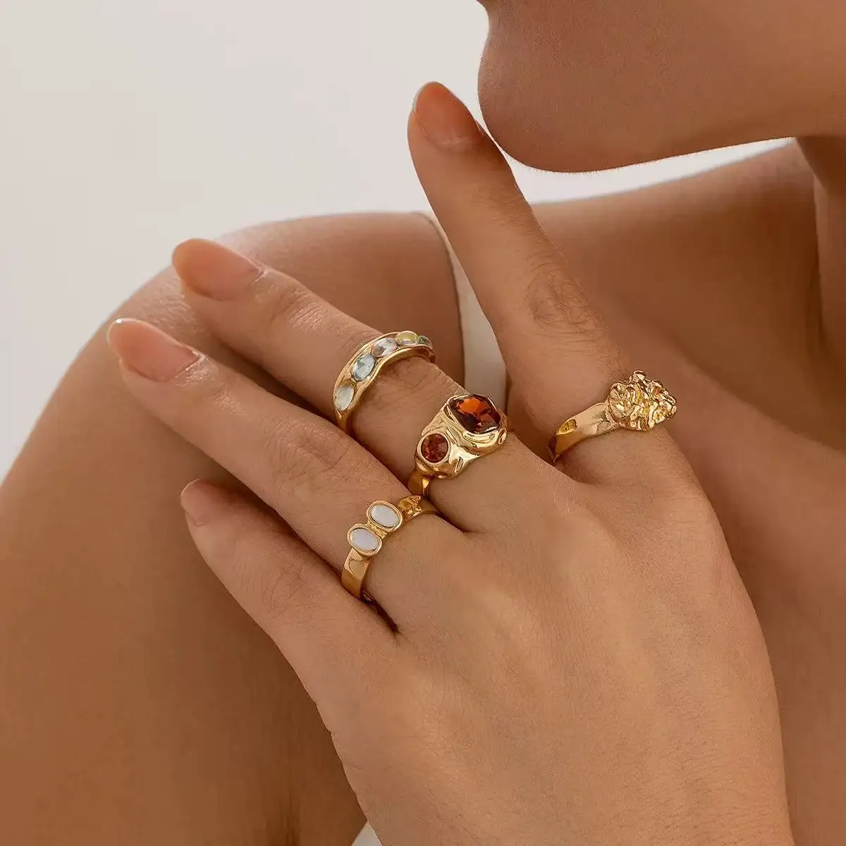 High quality 4PCS Bohemian gold semi precious stone women's ring set, suitable for women's weddings, geometric metal finger rin