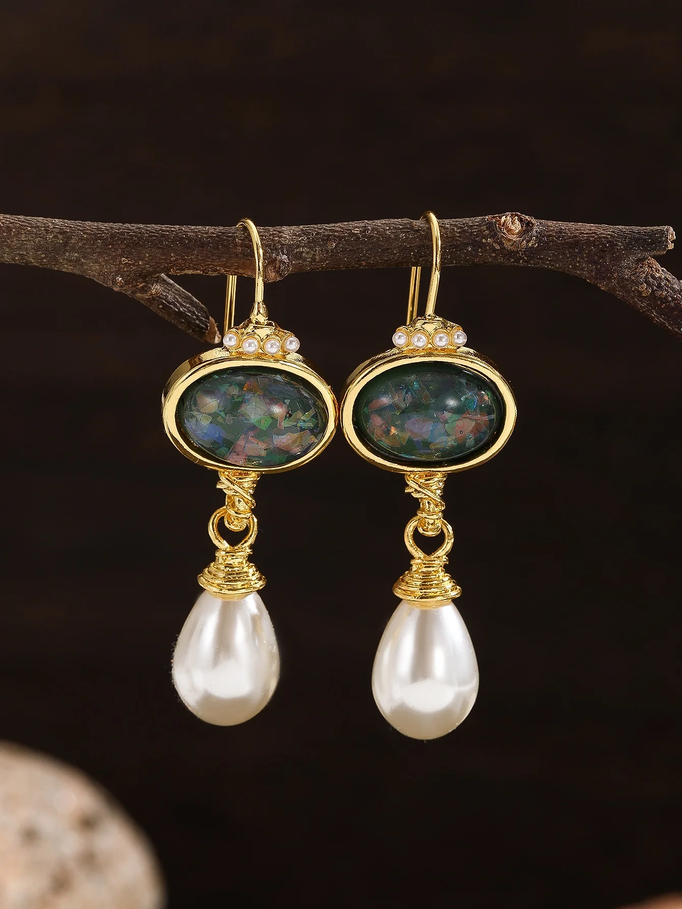 Gorgeous Round Geometry Black Stone Earrings for Women Gold Color Imitation Pearl Party Dangle Earrings Jewelry