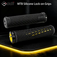 Puños de bicicleta con bloqueo ODI CF, silicona reforzada con fibra de carbono para un control antideslizante superior y comodidad en piezas de bicicleta de montaña y carretera