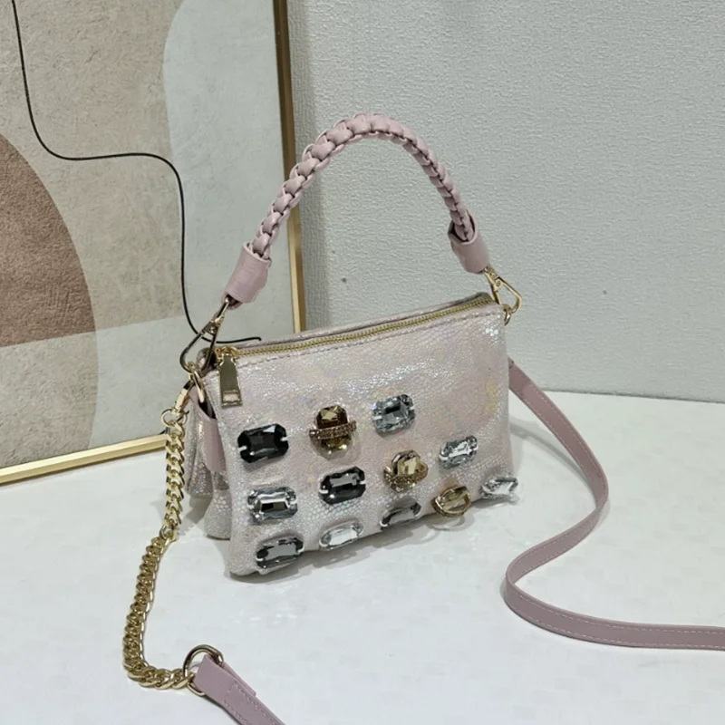 Yeni model, şık, ayçiçeği şekl - Luxury Bags England incelemesi ve fiyatı