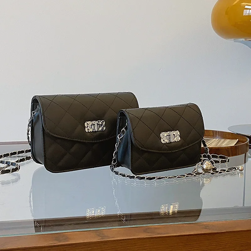 High Aesthetic Chain Bag with A Unique Texture Lingge Small Square Bag New Crossbody Bag Women's ShoulderBag